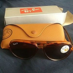 Rayban polarized aviators NEW!